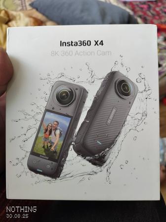 Insta360 x4