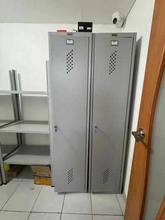продам металлический шкаф , 2 шт