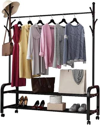 Поутюжу ваше бельё или одежду у вас на дому. В черте города.