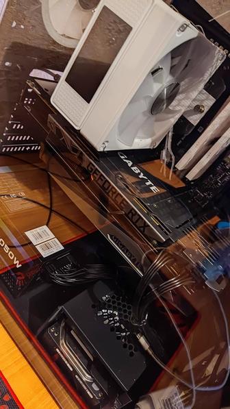 Продаю видеокарту RTX 3080 GIGABYTE