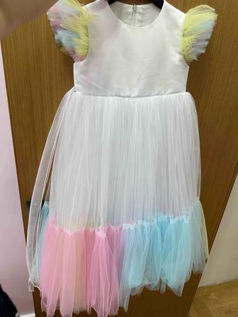 Продаются бальные платья