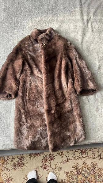 Продам норковую шубу