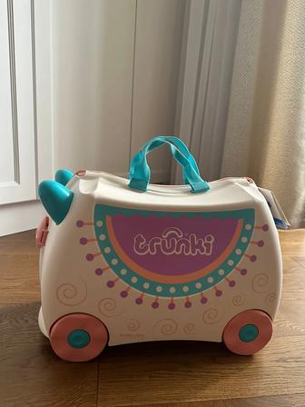 НОВЫЙ Trunki чемодан на колесиках