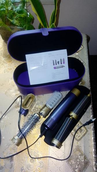 Продам фен ДАЙСОН в идеальном состоянии.
