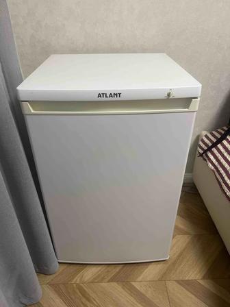 Продам морозильник