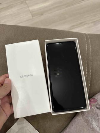Продам телефон Samsung Galaxy A12