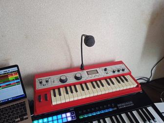 KORGmicroKORG XL.