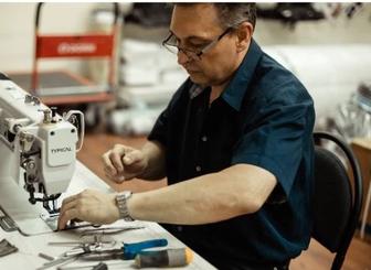 Услуги по ремонту и настройке швейных машин и оверлоков с выездом .