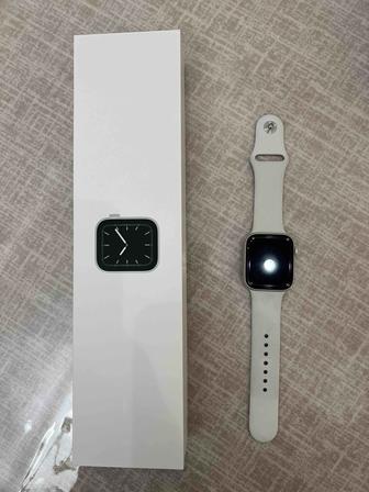 Apple Watch 5 series 44 mm