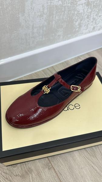 Лакированные балетки Nursace женские