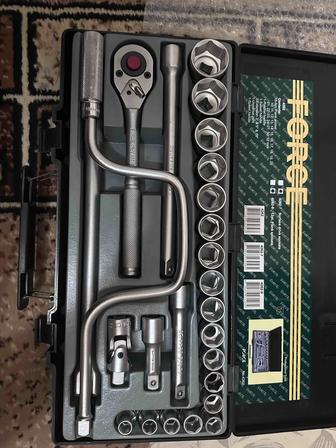 Набор инструментов с 12-ти гран. головками (26 пар) FORCE