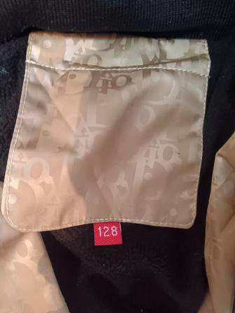 Куртка на девочку