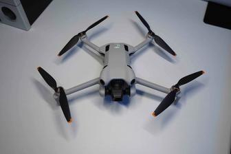 Дрон DJI Mini 4 Pro Fly More Combo Plus (RC 2)