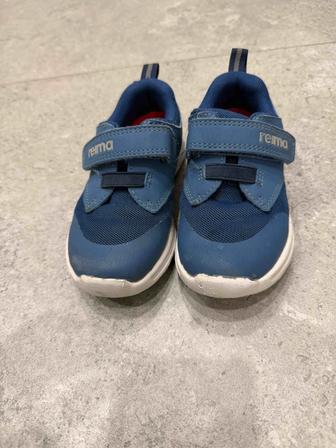 Кроссовки reima 26 размер