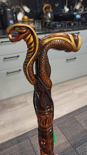 Трость Змея, резная