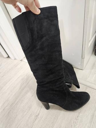 Сапоги замшевые зимние на каблуке