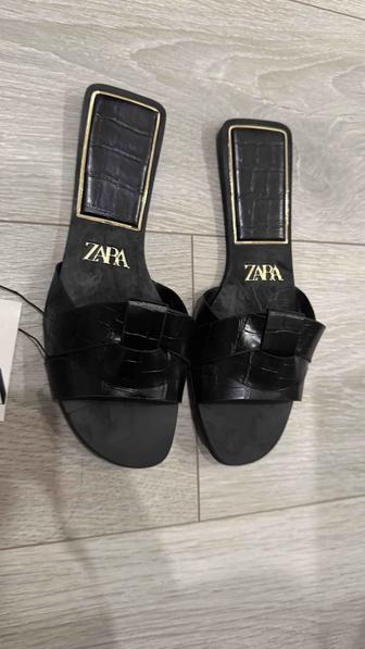 Шлёпки Zara