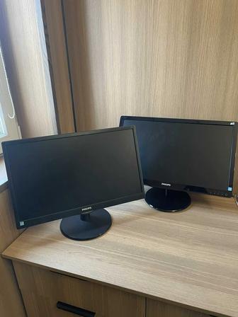 Монитор Philips 60HZ (2штуки офисные)