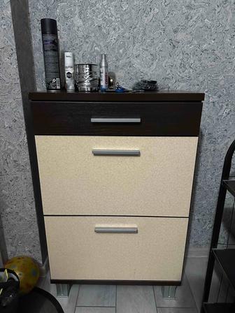 Продам комод и обувницу