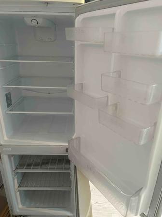 Холодильник продам