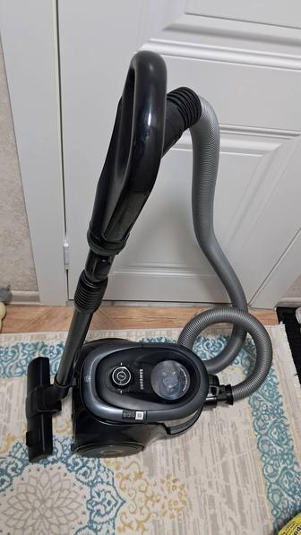 Продам пылесос самсунг 1800вт