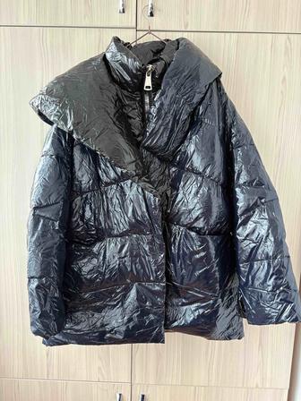 Продам женскую куртку