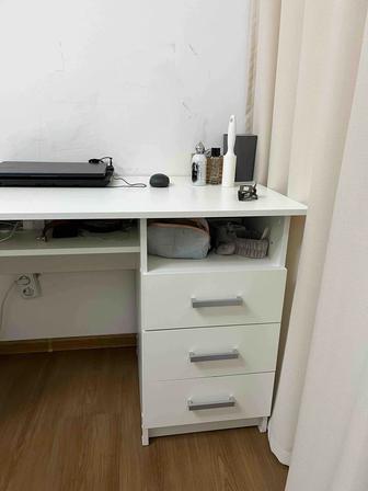 Б/у стол письменный