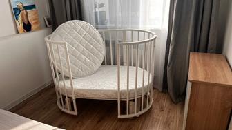 Продам детскую кроватку, в подарок ванночка