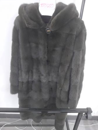 Продается шуба норковая в отличном состоянии размер 46-48 с капюшоном