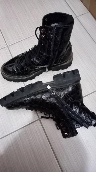 Продам ботинки зима-демисезон 37р