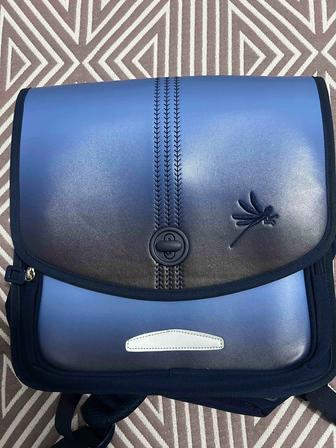 Продам рюкзаки, пеналы