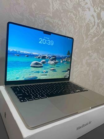 Продам MacBook Air 13 M4 2025 года