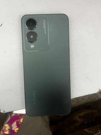 Vivo Y17s телефон