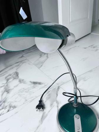 Продам светильник