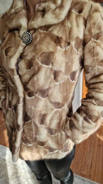 Шубка норковая короткая