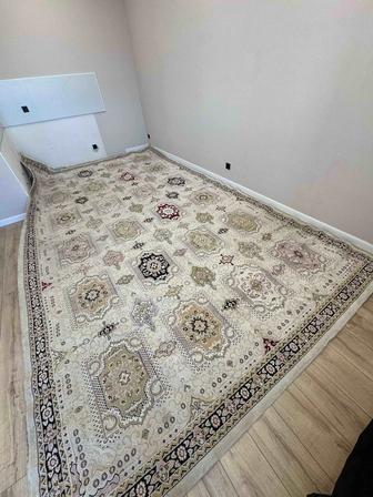 Продам ковер 3/5 м