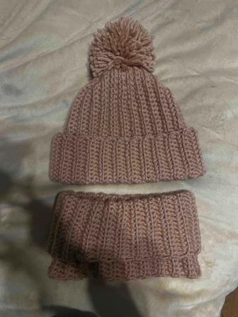 вязанный комплект шапка и снуд