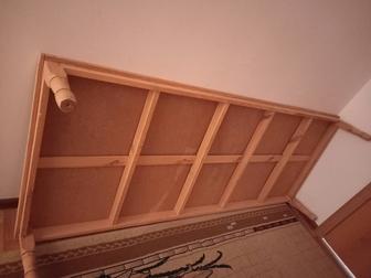 продам стол низкий