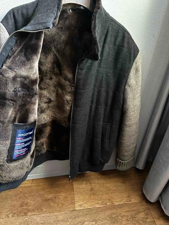 Продам пальто утепленное