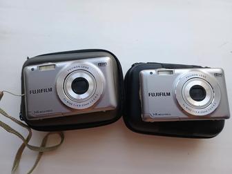 Продам два фотоаппарата с чехлом!