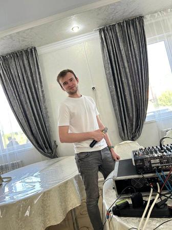 Музыкант на мероприятие