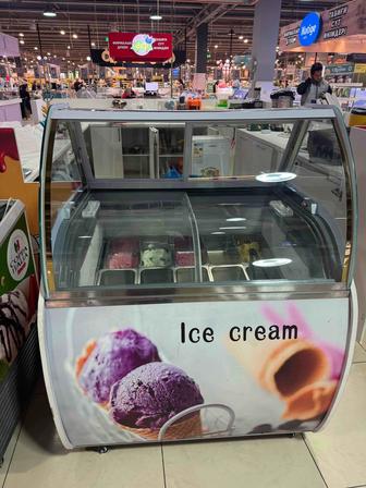 Продам витринный морозильник для мороженого