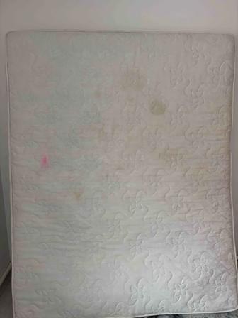 Матрас б/у