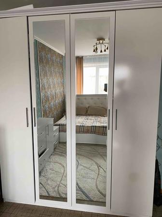 Продается спальный гарнитур