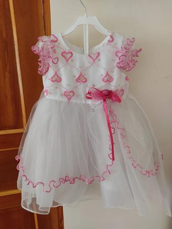 Нарядное платье