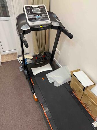 Беговая дорожка Genau Evolution M800