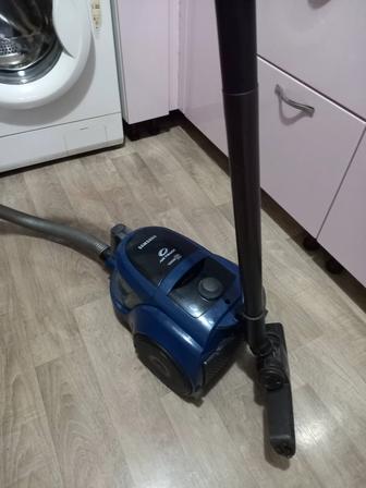 Продам пылесос Самсунг б/у.