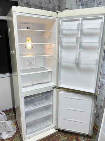 Продам Холодильник LG No Frost