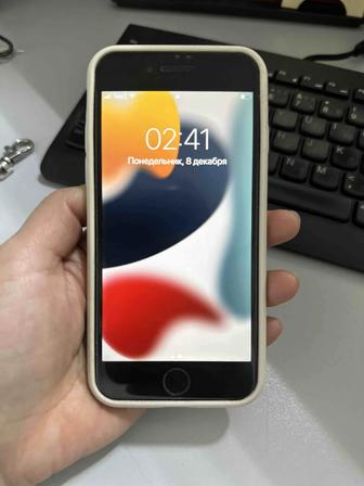 Продам iPhone, airpods pro