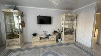 Продам сервант